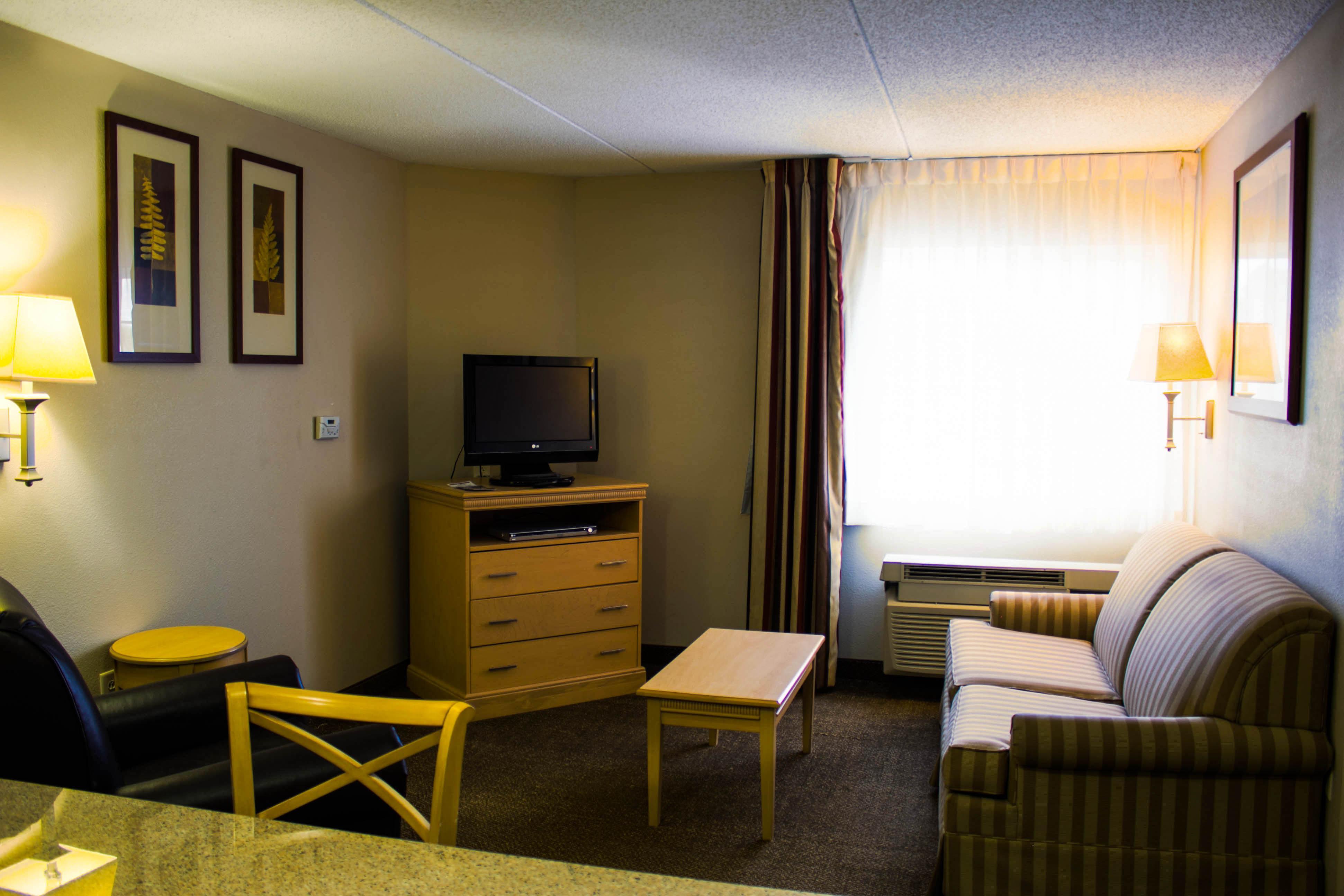 Candlewood Suites Wilson By Ihg Exterior photo